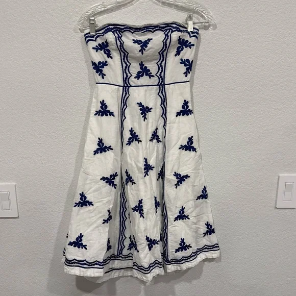 Anthropologie Moulinette Soeurs Embroidered Strapless Lidia linen dress size 2 - Picture 3 of 11